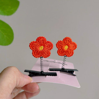 Set 2 kẹp lò xo gắn bông hoa nhiều màu sắc cho bé yêu