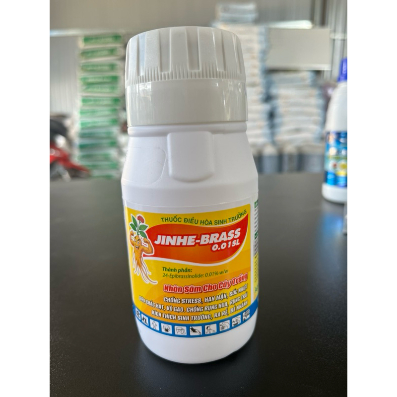 Nhân Sâm JINHE- BRASSINIDE 240ml- Tăng sức đề kháng, chống stress rụng hoa cho cây trồng