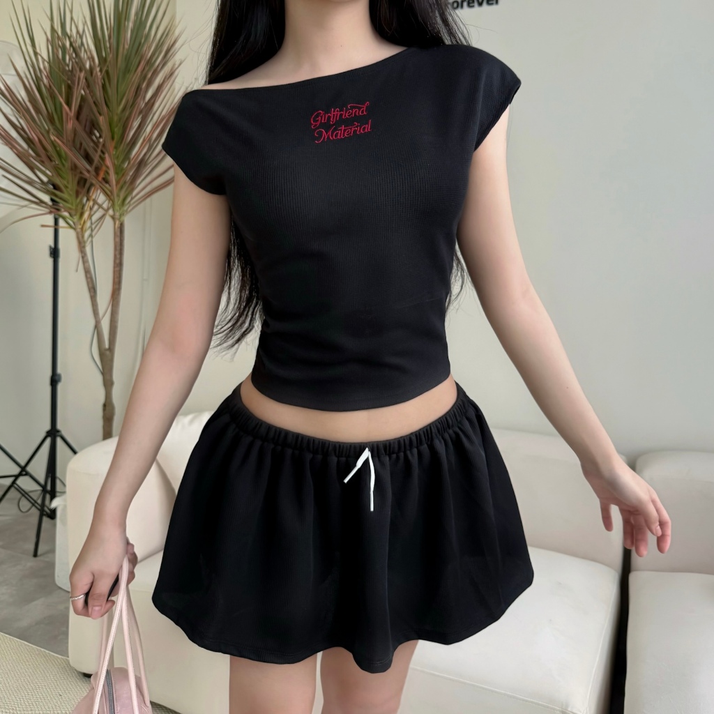 SET BABY TEE LỆCH VAI WAFFLE THÊU GIRL FRIEND FFCLUB MIX