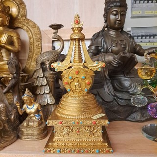 Tháp Xá Lợi đồng tráng vàng