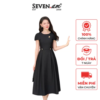 Đầm đen xòe phối charm hoa hồng thời trang nữ Seven.AM H633637E