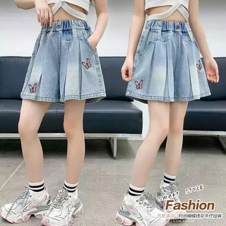 QUẦN SHORT JEAN XẾP LY HOẠ TIẾT THÊU NHẸ NHÀNG BÉ GÁI
