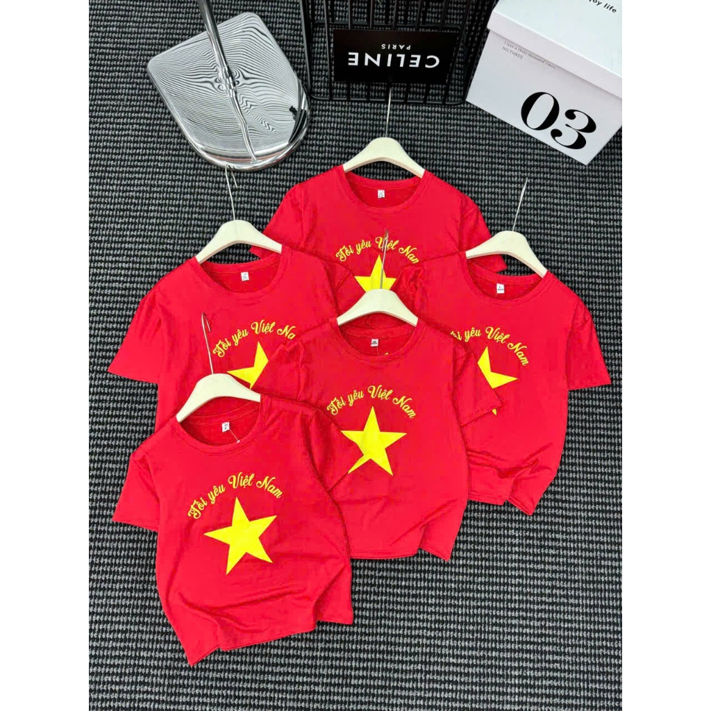 Áo phông gia đình "Tôi yêu Việt Nam" - Áo thun đồng phục gia đình 3-4-5 người.