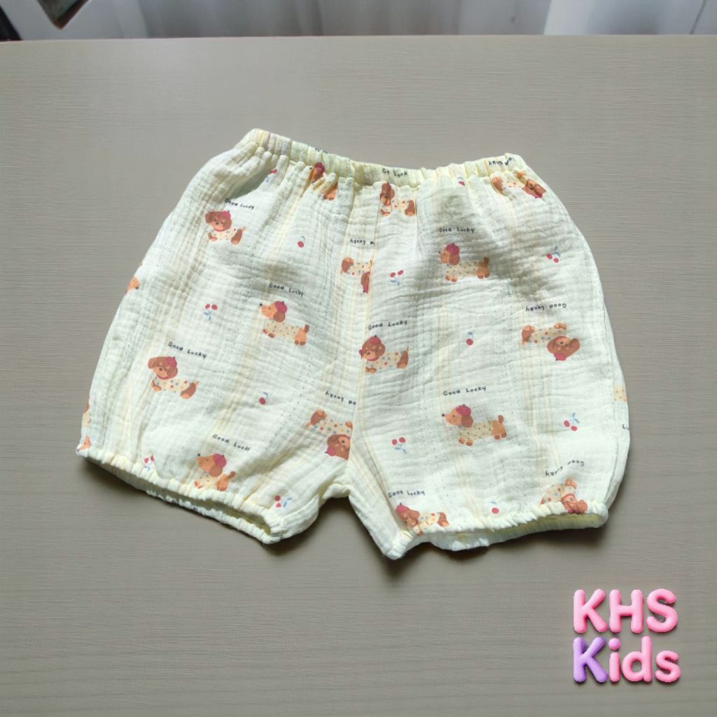 Quần chục bé xô musslin mềm mại thiết kế riêng cho bé.