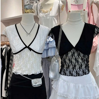 Áo Ren Babyteen Phối Viền Cổ V Ôm Body Gợi Cảm Nữ Tính Phong Cách Ulzzang / Y2K