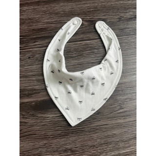 Yếm cổ chất liệu cotton siêu mềm,thấm hút cho bé