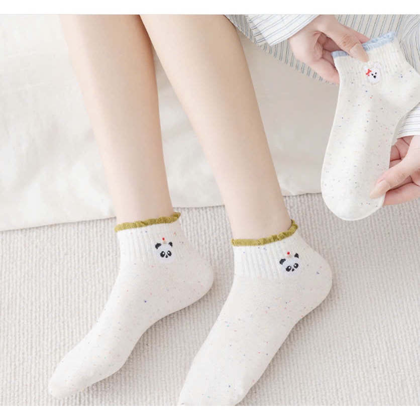 Vớ Tất nữ Icon Mèo & Gấu vảy mực phong cách trẻ trung, năng động.