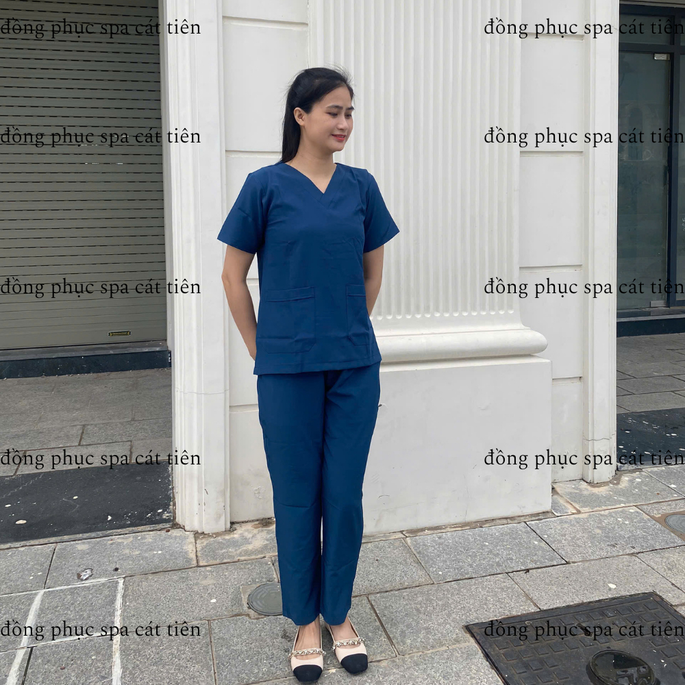 Bộ Scrubs cổ tim màu xanh coban, chất vải lon giãn, trẻ trung, thoáng mát, thiết kế có túi tiện lợi,spa,y tế