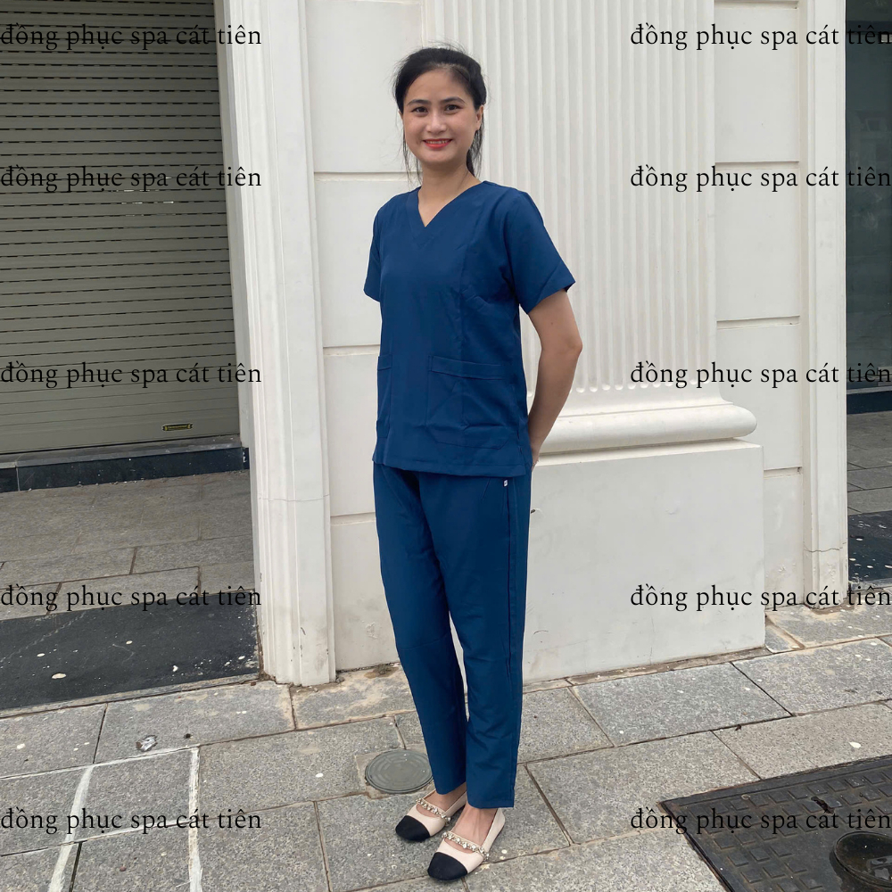 Bộ Scrubs cổ tim màu xanh coban, chất vải lon giãn, trẻ trung, thoáng mát, thiết kế có túi tiện lợi,spa,y tế