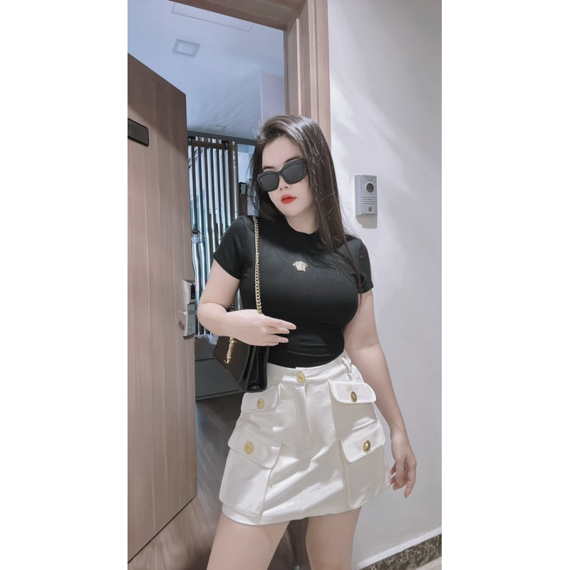 Áo thun ôm đính logo Versace chất đẹp