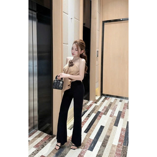 Áo lụa cổ yếm hoa hở lưng bánh bèo siu xinh
