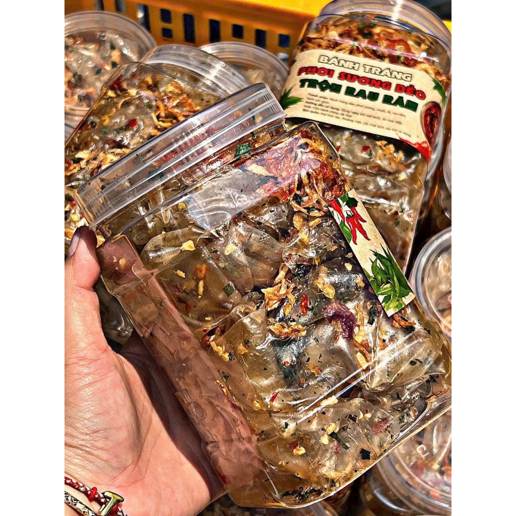 BÁNH TRÁNG DẺO PHƠI SƯƠNG TRỘN RAU RĂM Hũ 400gr ăn là ghiền - Ăn Vặt Su Xoắn