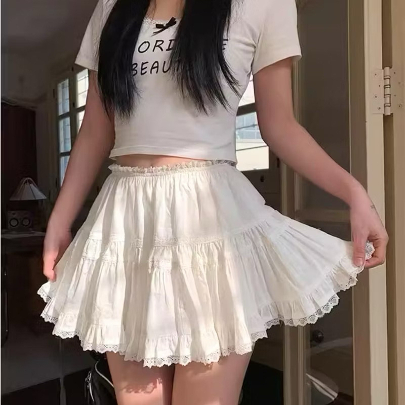 V51_Váy Trắng