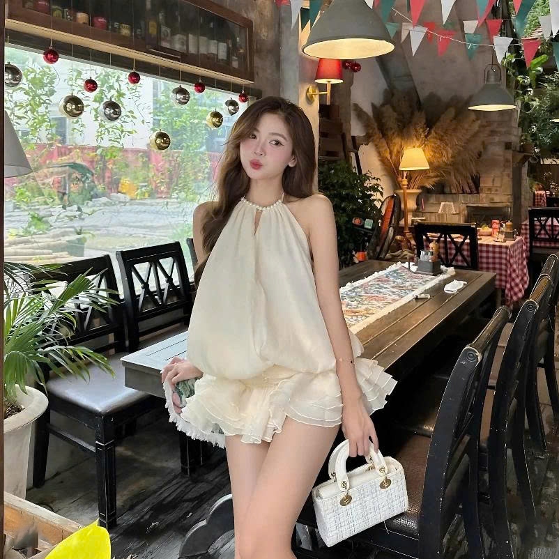 Set Váy Cổ Yếm Đính Ngọc Hở Lưng Dáng Bí Xòe Chun Eo Kèm Quần Bảo Hộ Siêu Xinh MS86