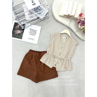 Set Áo sát nách cài cúc cổ tim, nhún sườn phối Quần short túi chéo MCHIC N66C25H031