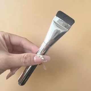 Cọ Tán Kem Nền Dạng Lỏng Đầu Dẹt Jary Super Thin Foundation Brush (1 Cây)