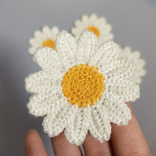 1 Miếng Vá, May Quần Áo Hình Hoa Cúc Trắng - kích thước từ 5cm -> 6.5cm