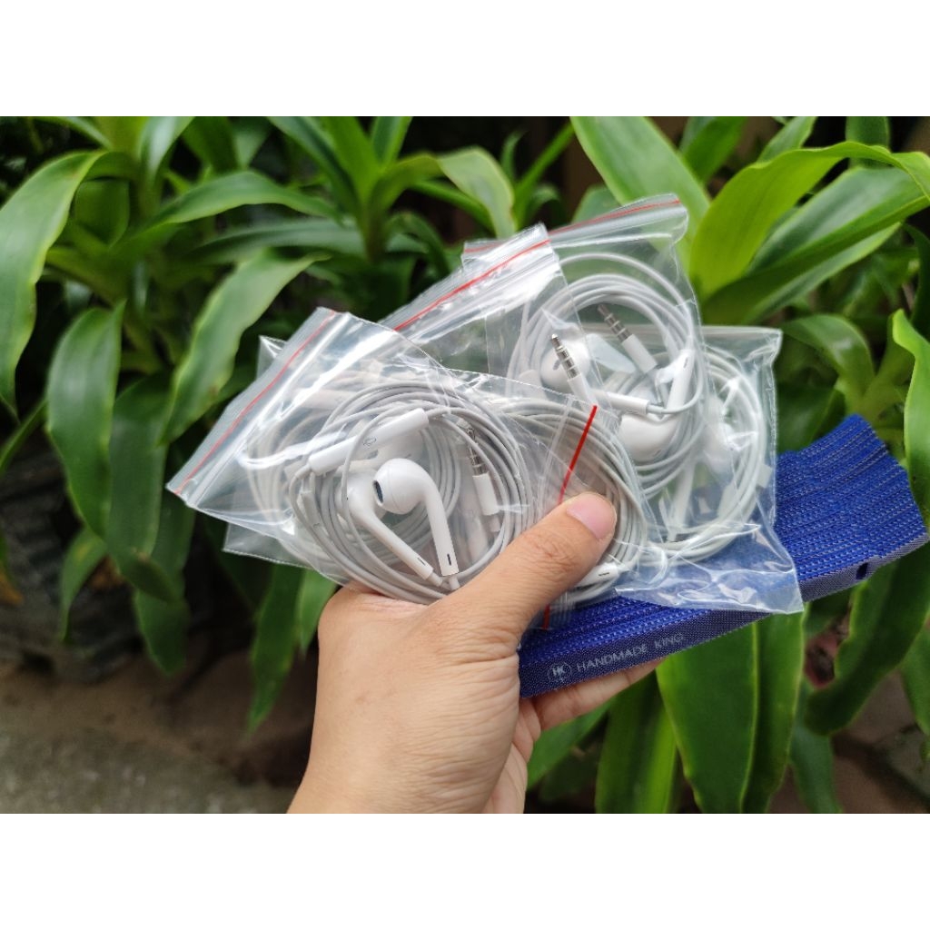 Tai nghe zin theo máy điện thoại các loại HOT nhất | BigBuy360 - bigbuy360.vn