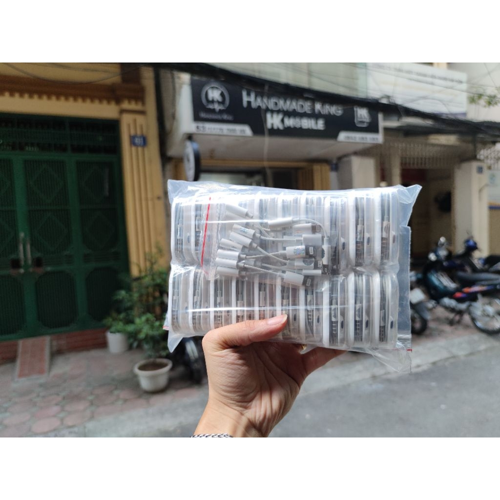 Tai nghe zin theo máy điện thoại các loại HOT nhất | BigBuy360 - bigbuy360.vn