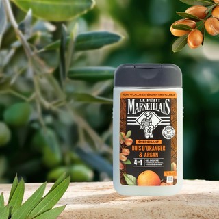 Sữa tắm 92% hữu cơ Le Petit Marseillais 4 in 1 (250ml)