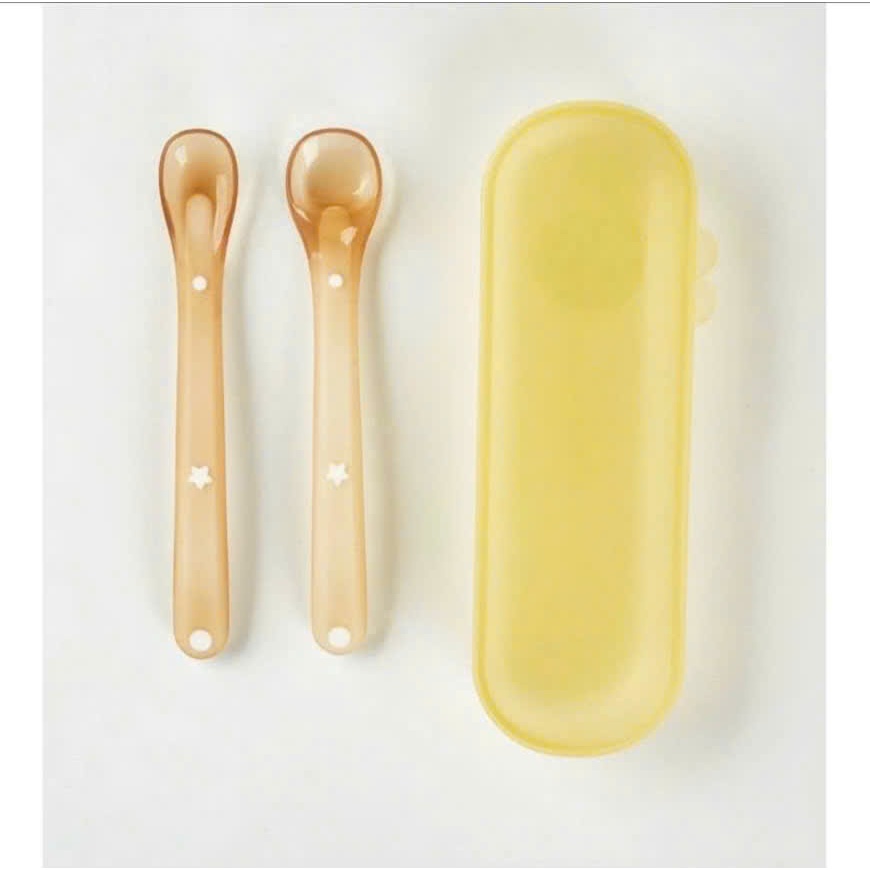 Bộ 1 và 2 Thìa Silicone Dẻo Mềm Cho Bé Ăn Dặm saubabi