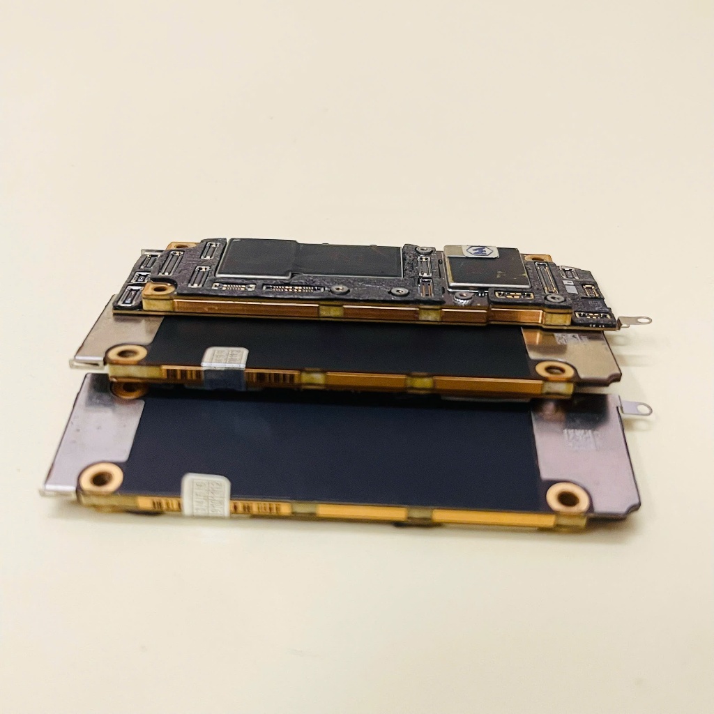 MAIN ICLOUD DÀNH CHO ĐIỆN THOẠI DÒNG 11 ĐỂ SÀN MAIN, BY PASS, LẤY LINH KIỆN SỬA CHỮA