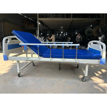 GIƯỜNG BỆNH NHÂN 1 TAY QUAY SẮT SƠN TĨNH ĐIỆN VN( nâng đầu)