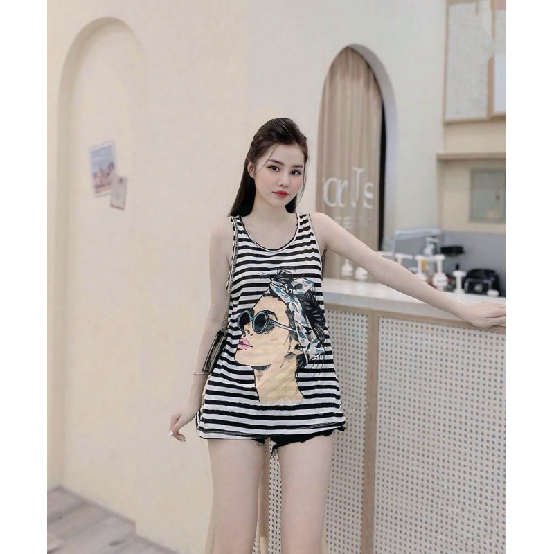 Cô Gái Mắt Kính(Sọc)