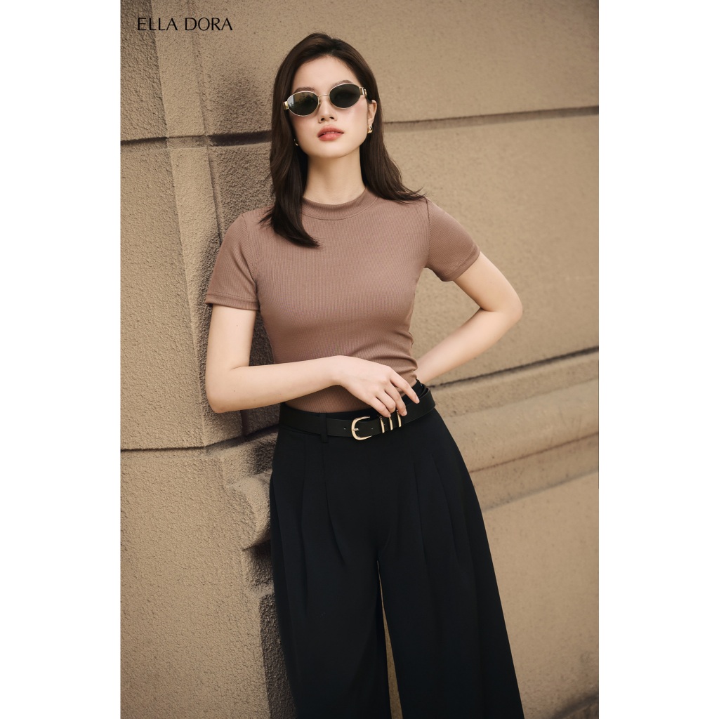Áo thun nữ ELLA DORA dáng slimfit cổ tròn thiết kế trẻ trung thanh lịch 3 màu NÂU/ TRĂNG/ ĐEN [AT04]