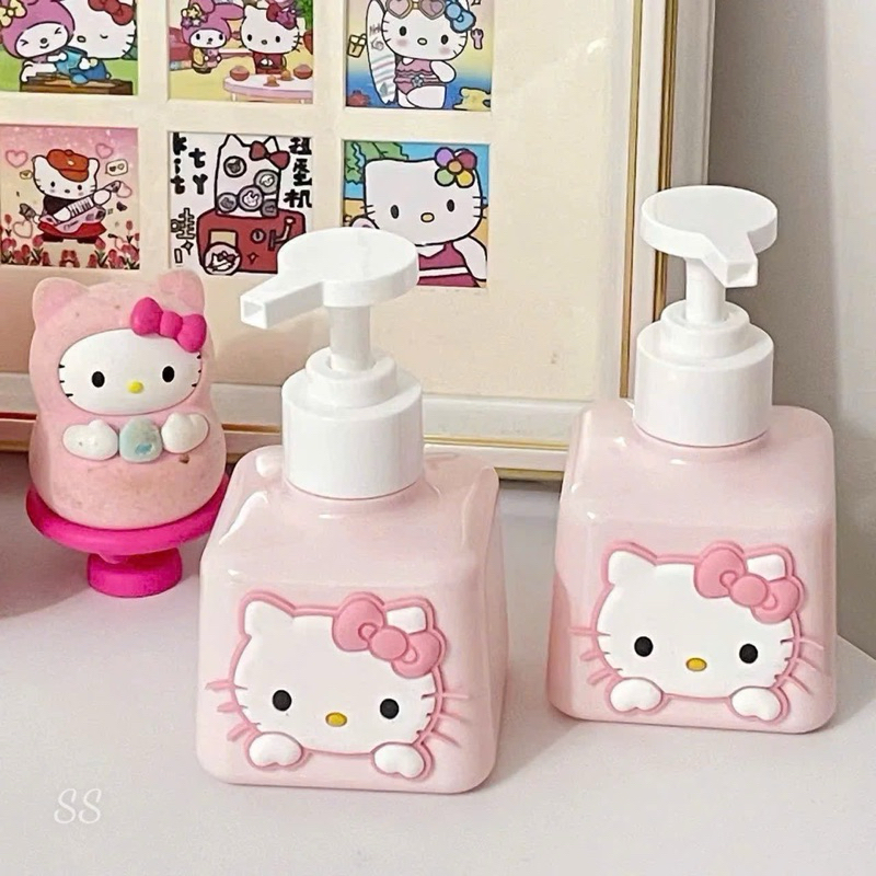 Bình đựng nước rửa tay, sữa tắm hello kitty dung tích 200ml