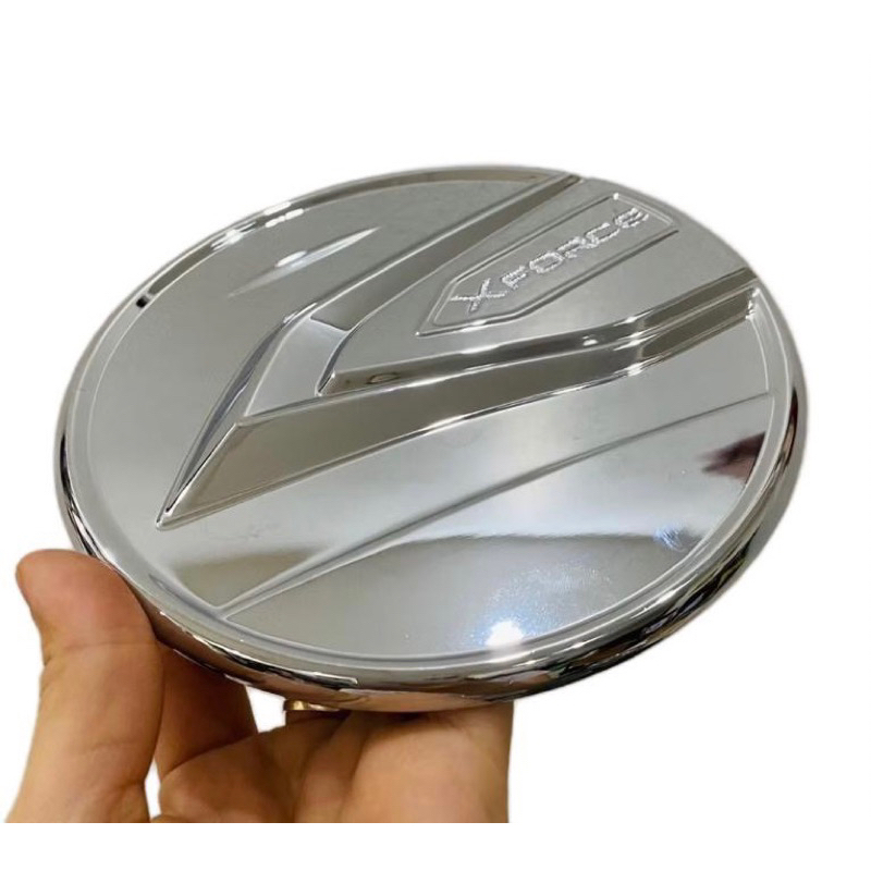 Ốp nắp bình xăng xe Mitsubishi Xforce 2023-2025 mạ Crom sáng bóng