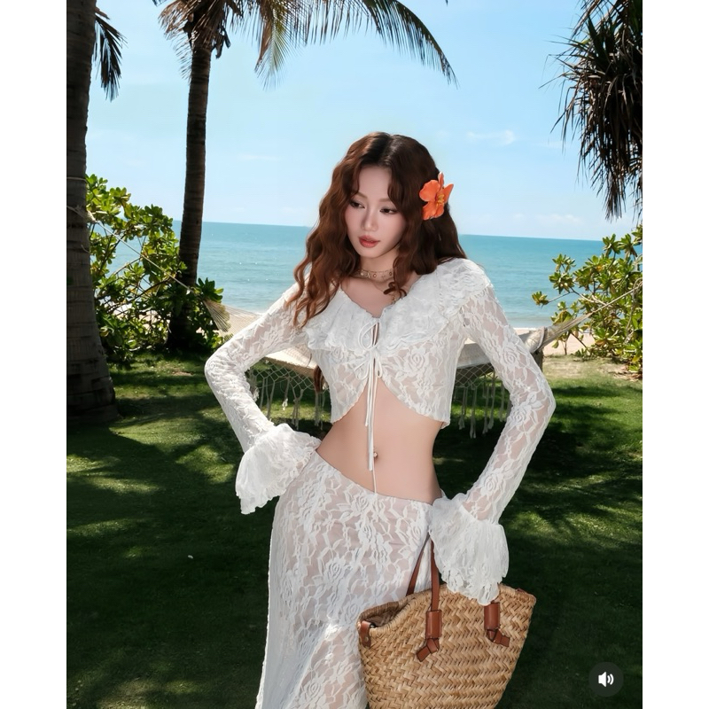 EMMA Set Đi Biển Áo Croptop Tay Loe, Váy Dài Đuôi Cá Tôn Dáng