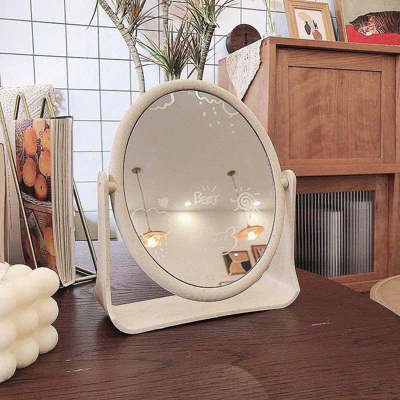 Gương để bàn trang điểm lúa mạch, thiết kế xoay 360 độ với hai mặt gương soi rõ nét, giúp tăng thêm vẻ đẹp tự nhiên cho