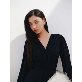 Đầm maxi OLV tay dài cổ V thiết kế tầng bèo sang trọng Sharni phù hợp đi tiệc đi biển mùa hè