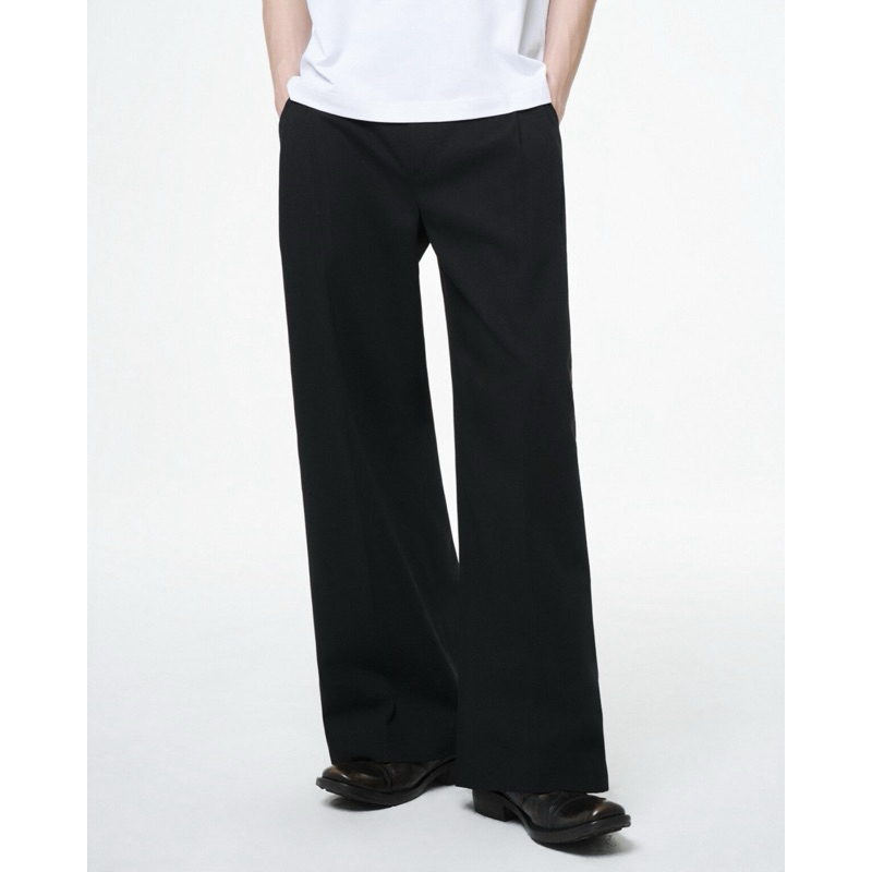 Quần Khaki Suông Rộng Đen 2 Ly Thẳng - THUNDEROUS KHAKI TROUSERS V.2 W25 / BLACK