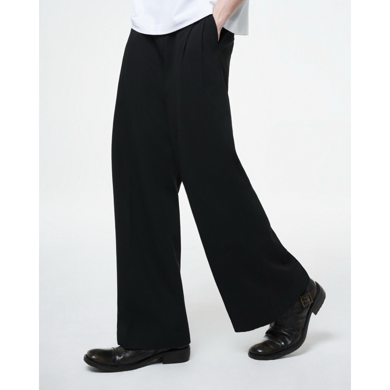 Quần Khaki Suông Rộng Đen 2 Ly Thẳng - THUNDEROUS KHAKI TROUSERS V.2 W25 / BLACK