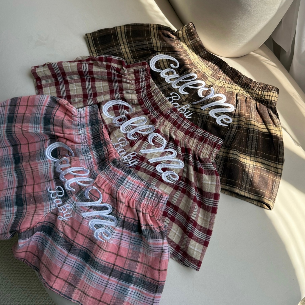 QUẦN SHORT NỈ DẠ LOGO THÊU CALL ME CARO FFCLUB MIX