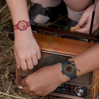 Lốc 24 Hộp Đồng Hồ Xăm Dạ Quang Phát Sáng Đồ Chơi Trẻ Em Cho Bé Đeo Tay Glow In Dark Watch Decal