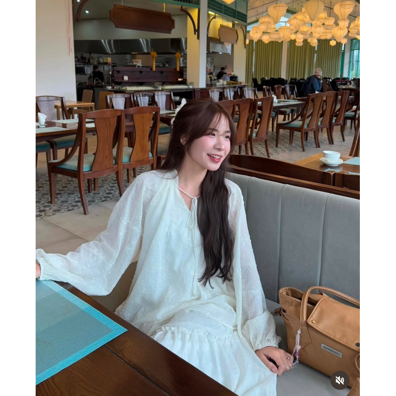 Áo tay bồng cổ bèo babydoll nữ the.sweaterweather TSW