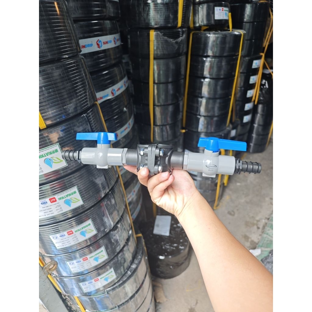 Bộ đai khởi thủy 63 ra 27 PVC đai khởi thủy 50 ra 27  kèm van PVC 27 ren nối ldpe 25mm như Hình màu xanh trắng tùy lô