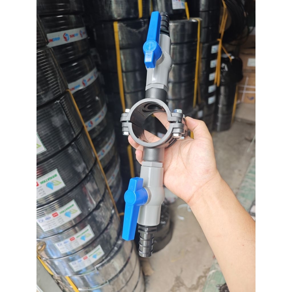 Bộ đai khởi thủy 63 ra 27 PVC đai khởi thủy 50 ra 27  kèm van PVC 27 ren nối ldpe 25mm như Hình màu xanh trắng tùy lô