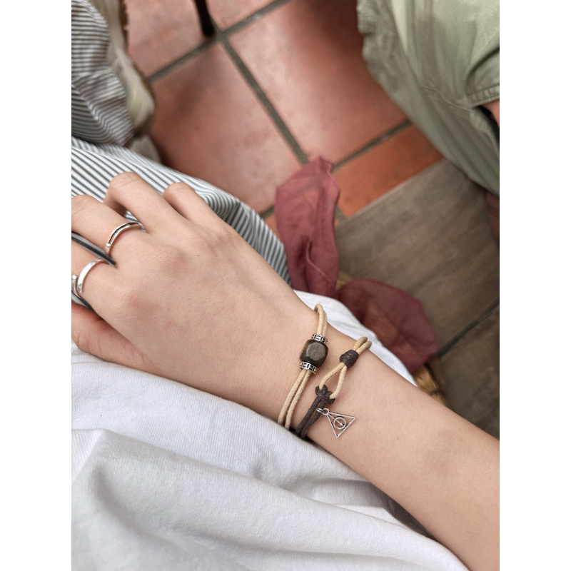 Vòng tay Kilala - vòng tay thắt dây cá tính phối màu kèm charm