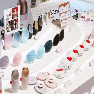 Máy rửa mặt Hello Kitty Geske 4in1 “chính hãng”