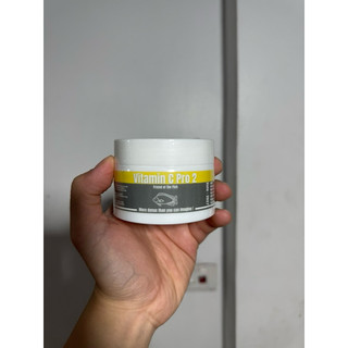 Vitamin C Pro 2 (50g) - Bổ sung vitamin C chất lượng cao, tăng cường sức đề kháng, giúp ổn định môi trường nước cho cá