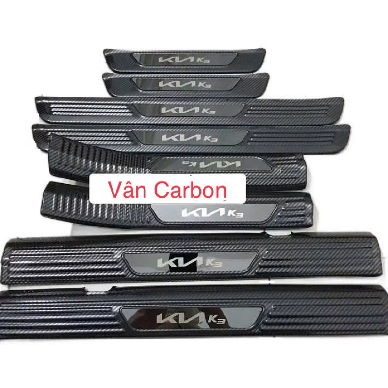 Ốp bậc cửa nẹp bước chân xe KIA K3 2022-2025 vân Carbon hàng cao cấp