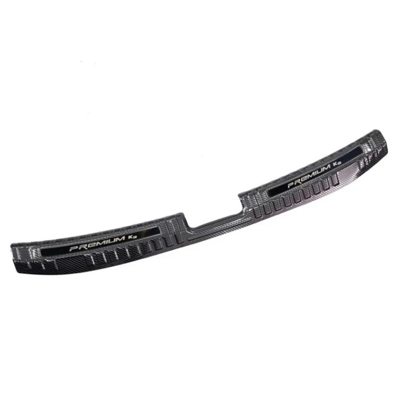 Ốp chống trầy cốp xe KIA K3 2022-2025 Vân Carbon hàng cao cấp
