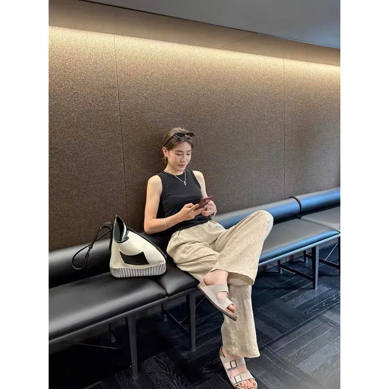 𝗟ura 𝗣𝗮𝗻𝘁𝘀- Quần Linen dáng xuông cạp chun