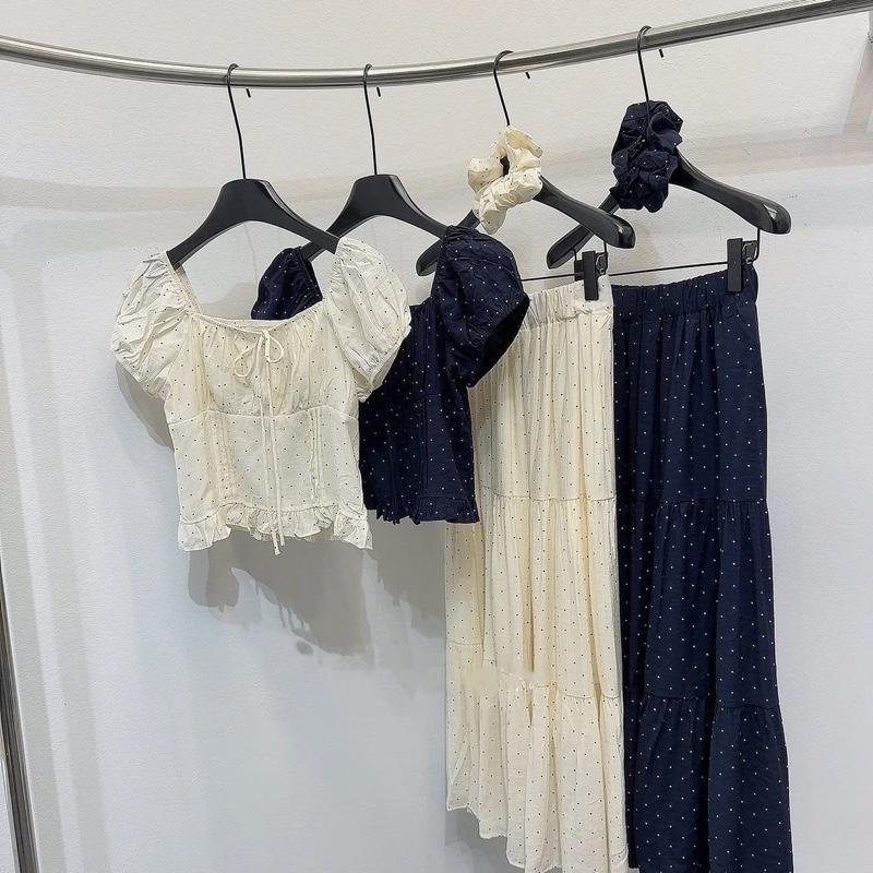 2026. [CV XOÈ- BI BÈO TẶNG DÂY BUỘC TÓC] Sét đũi chấm bi áo tay bồng+ chân váy xoè. Đủ size SMLXL 40kg-70kg