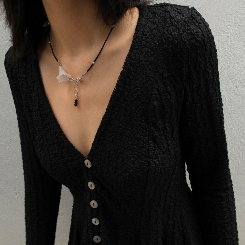 Vòng cổ Hoa loa kèn