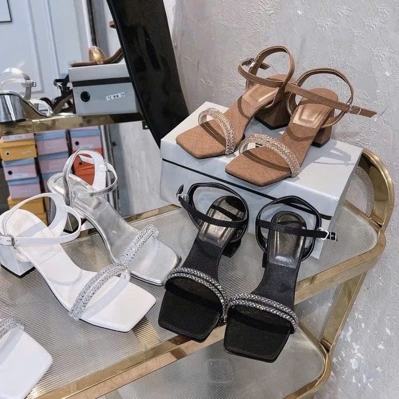 Giày Cao Gót Quai Ngang Dây Đính Đá, Dép Sandal Gót Vuông 7cm Hottrend Tôn Dáng - Cin Shoes